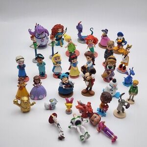 Disney lot of over 33 PVC Figurines, Cake Toppers‎ From Pixar To Classic Disney